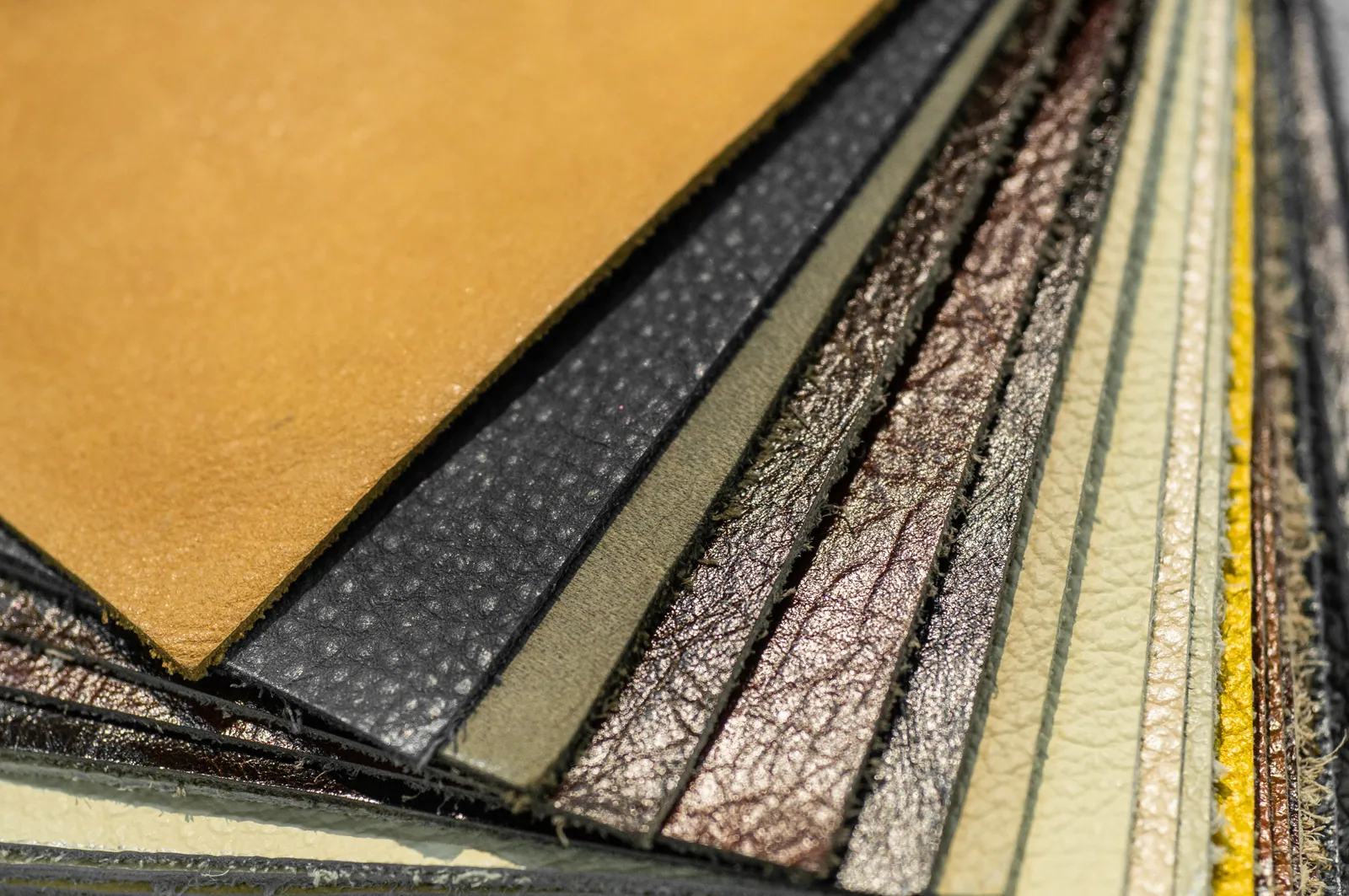 Slot chair detail